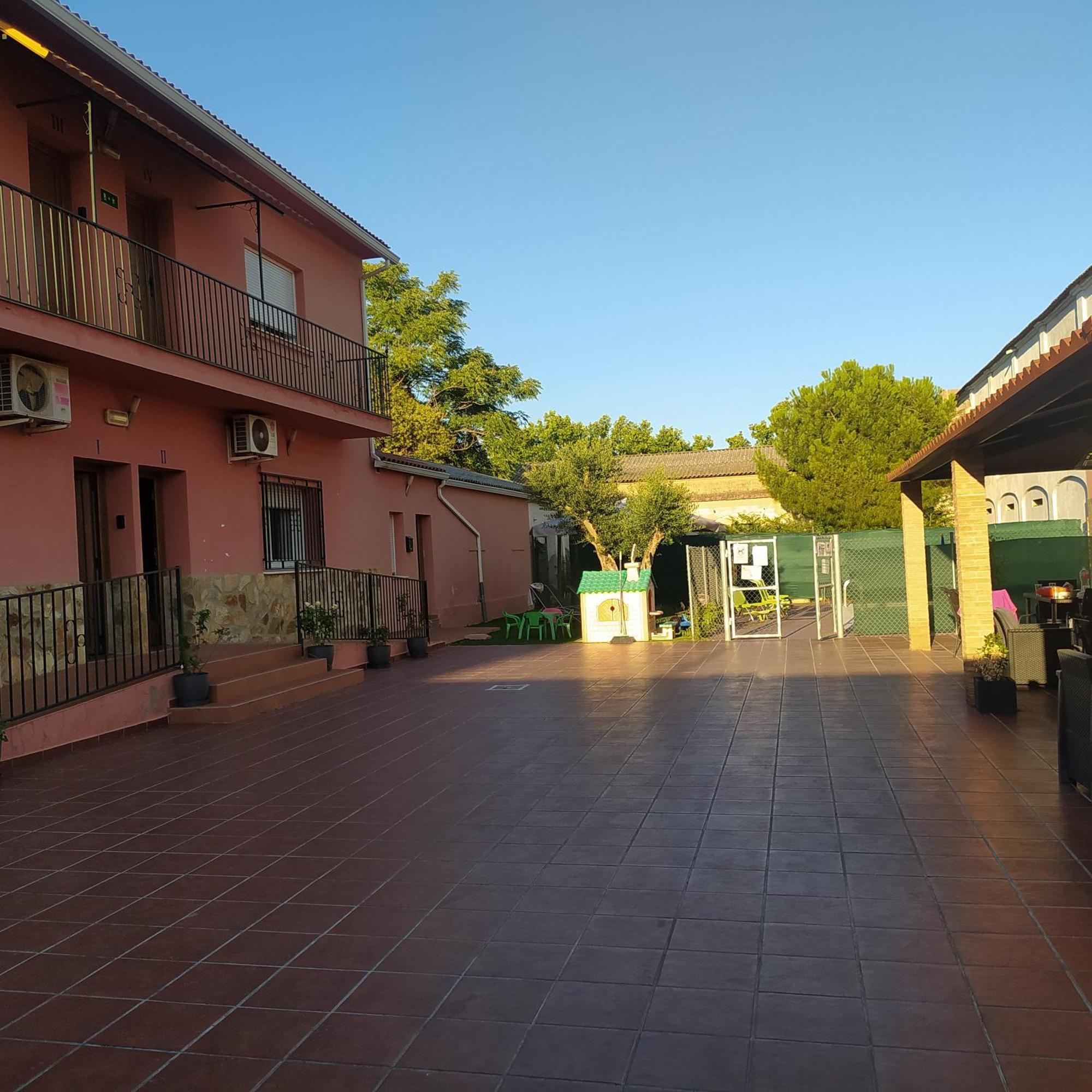 Apartamentos Turisticos Domus Aquae Merida Exterior foto